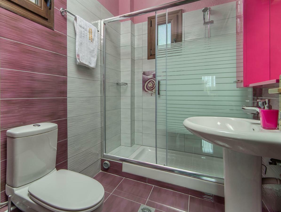 Luxury Apartments Marianna Neos Marmaras Esterno foto