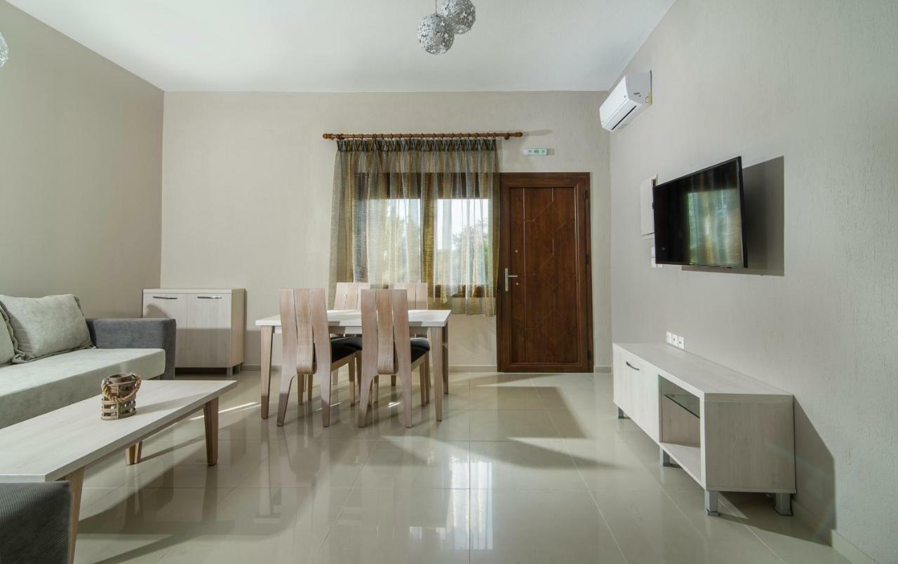 Luxury Apartments Marianna Neos Marmaras Esterno foto
