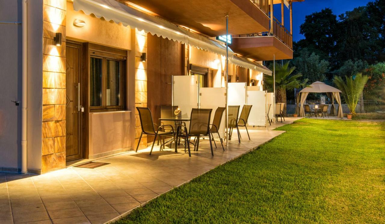 Luxury Apartments Marianna Neos Marmaras Esterno foto