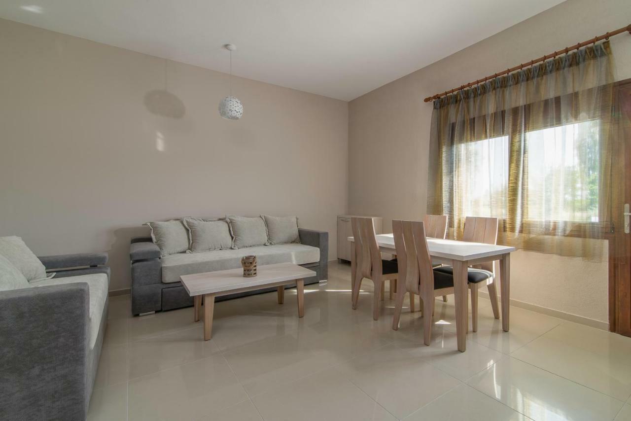 Luxury Apartments Marianna Neos Marmaras Esterno foto