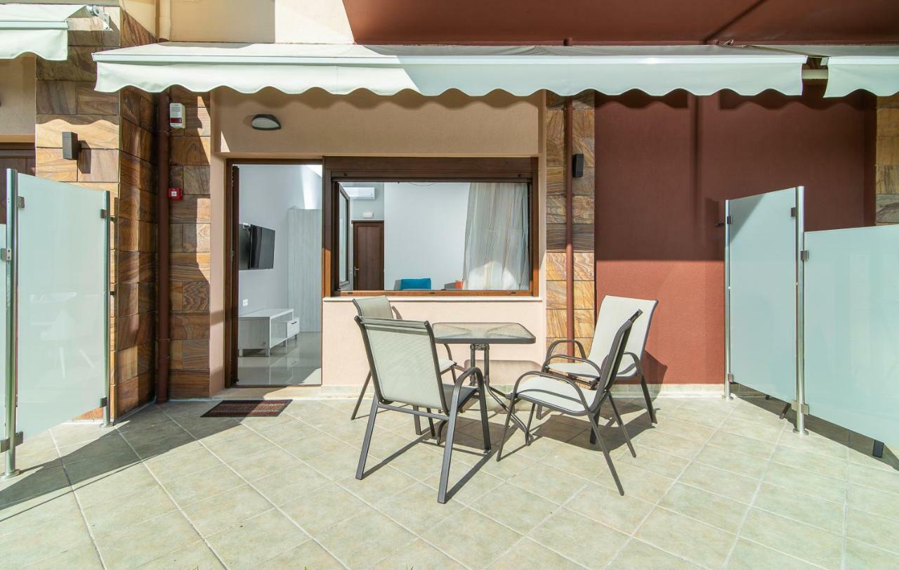 Luxury Apartments Marianna Neos Marmaras Esterno foto